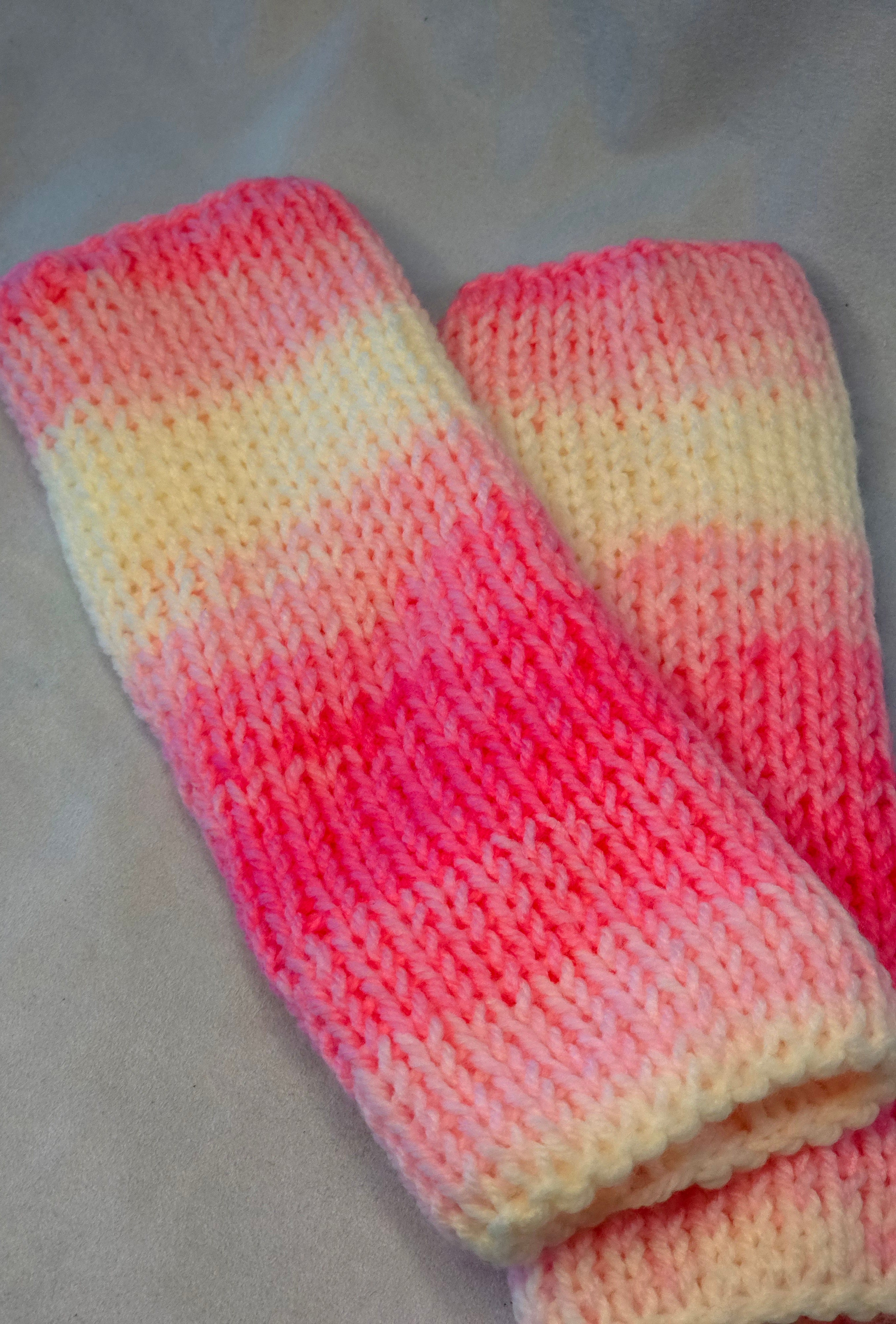 Fingerless Gloves Pink & White
