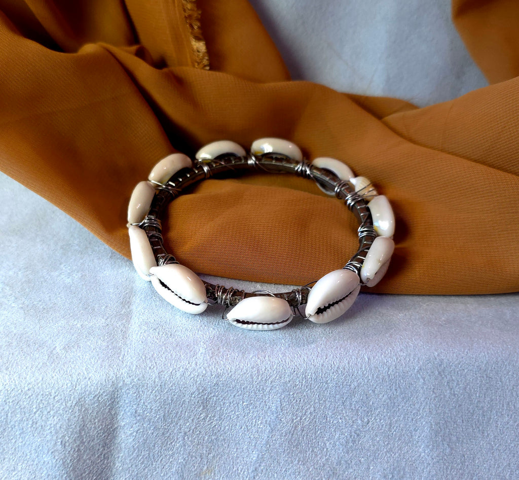 Shell Bangle Bracelet
