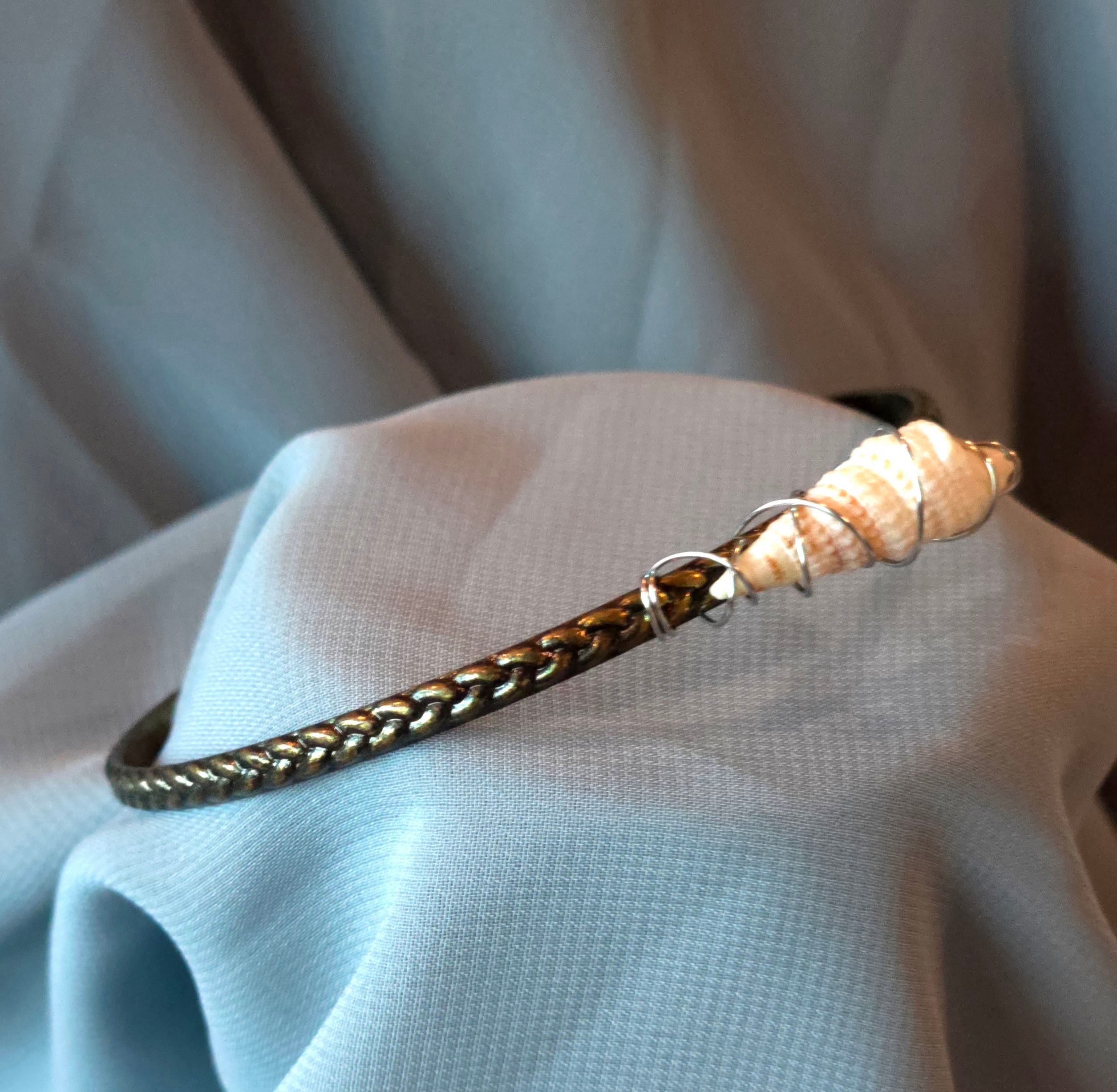 Shell Bangle Bracelet