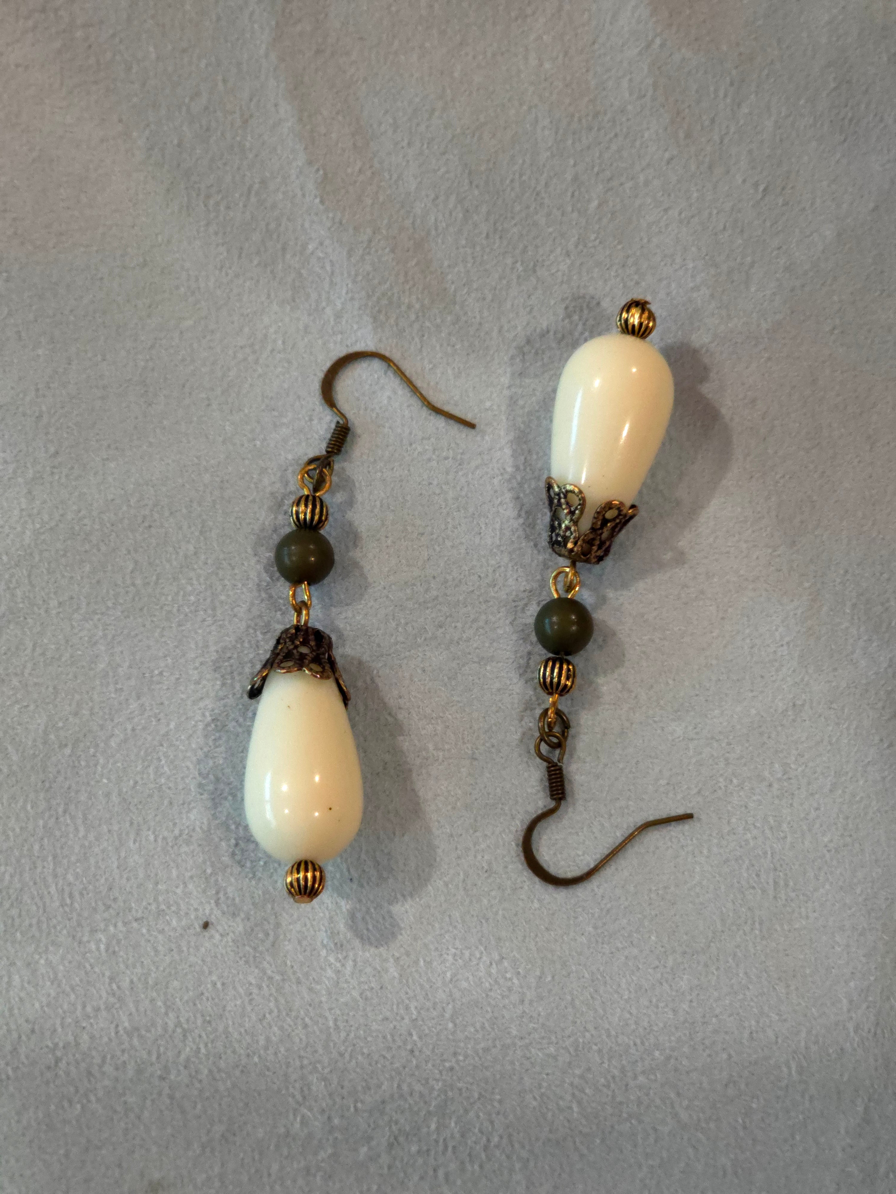 Handmade dangle earring